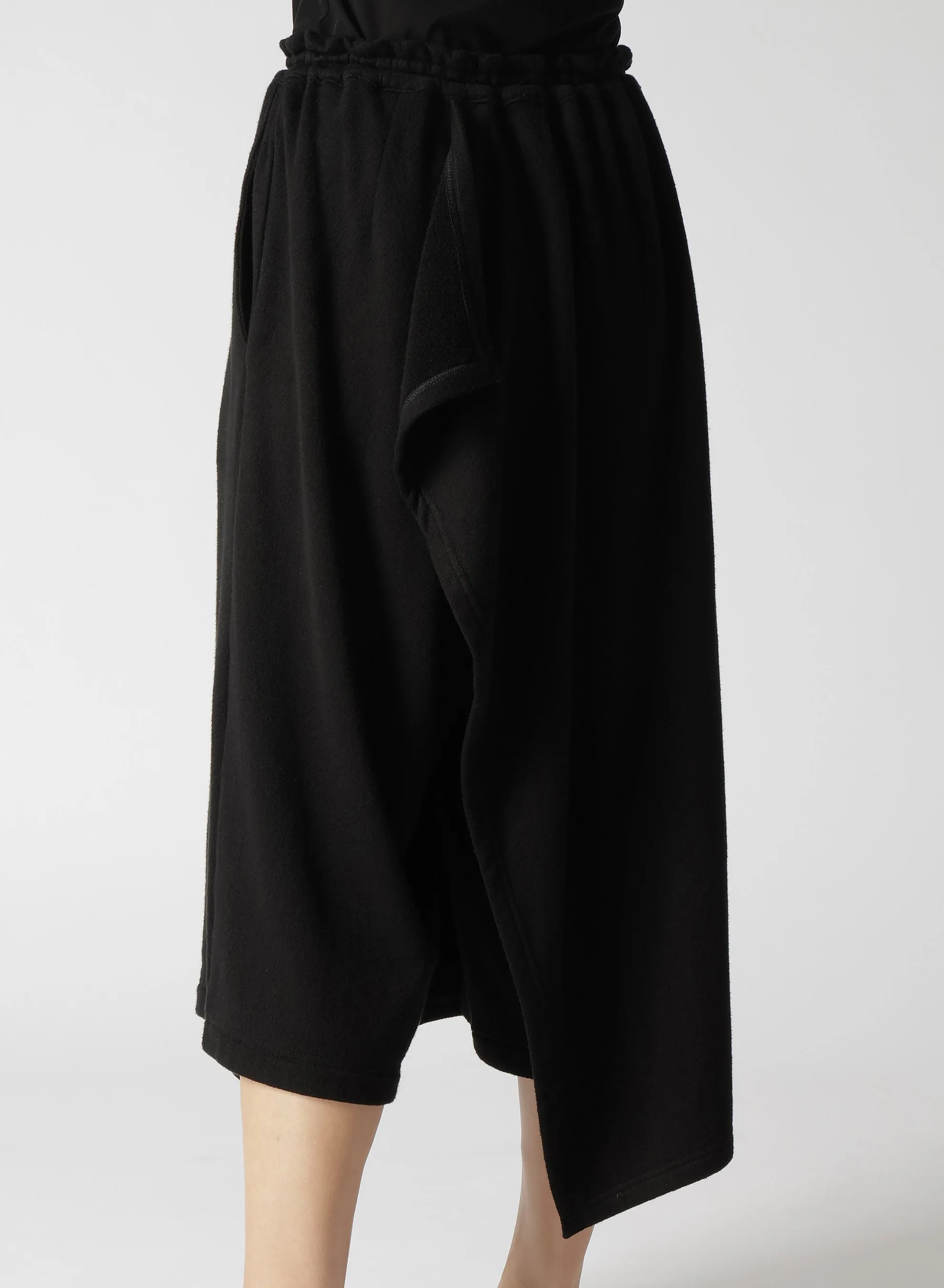 SUPIMA COTTON PILE POCKET DETAIL SKIRT